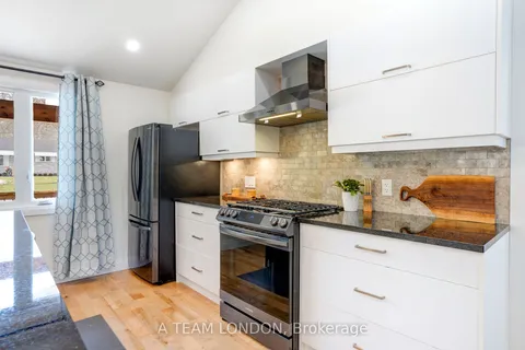 262 Frances St, Central Elgin, ON N5L 1A8