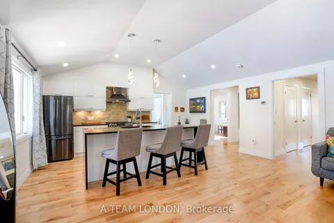 262 Frances St, Central Elgin, ON N5L 1A8