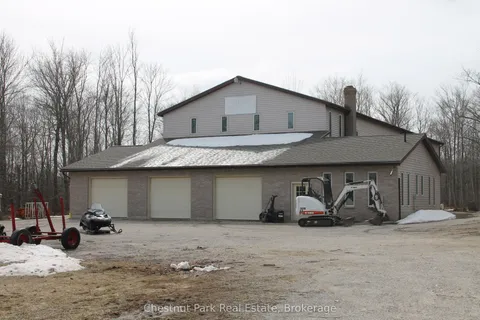 117 East Road, Northern Bruce Peninsula, ON N0H 1W0