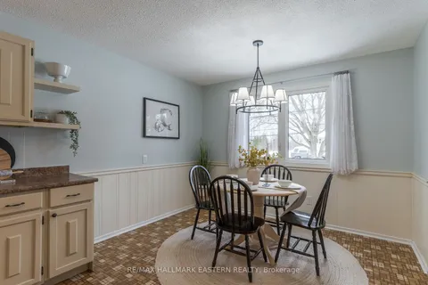 69 Ermatinger St, Smith-Ennismore-Lakefield, ON K0L 2H0