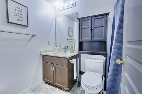 242 Upper Mount Albion Rd, Hamilton, ON L8J 0B1