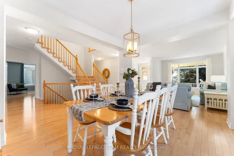 90 Osprey Cres, Kanata, ON K2M 2Z8