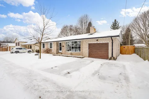 175 Ontario St, Strathroy-Caradoc, ON N7G 1B8