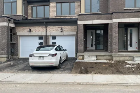 166 Deerpath Dr, Guelph, ON N1K 0E2