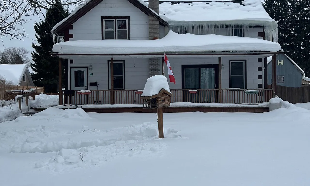 25 Matilda St, Kawartha Lakes, ON K0M 2C0