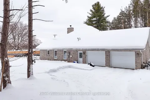 685 BRUCE ROAD 8, South Bruce Peninsula, ON N0H 2T0