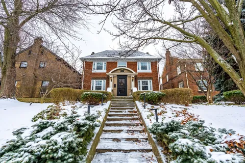 165 Aberdeen Avenue, Hamilton, ON L8P 2P8