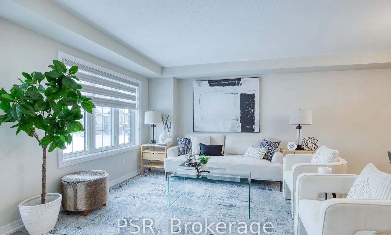 118 Monarch Woods Dr, Kitchener, ON N2P 0K3