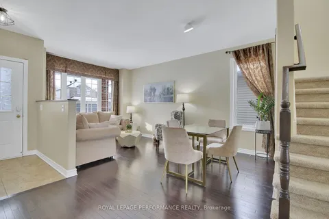 1936 Schroeder Cres, Orleans - Cumberland and Area, ON K4A 4P8