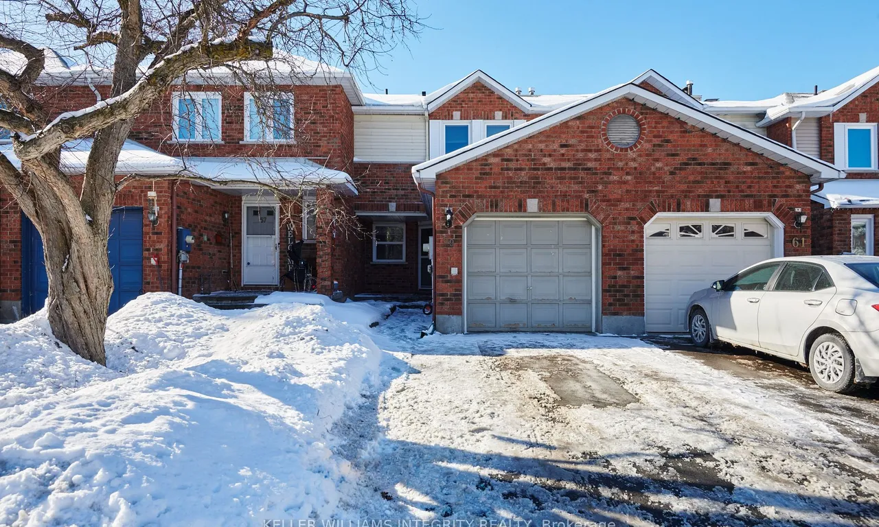 59 Robarts Cres, Kanata, ON K2L 4A5
