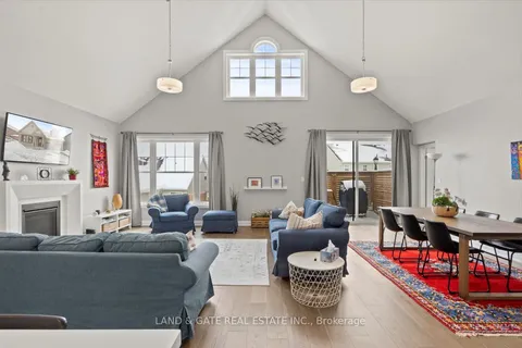 618 Haylock Gdns, Peterborough, ON K9H 0H9