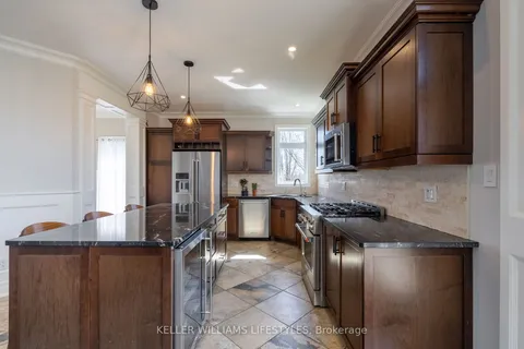 643 Redtail Tr, London, ON N6H 5X7