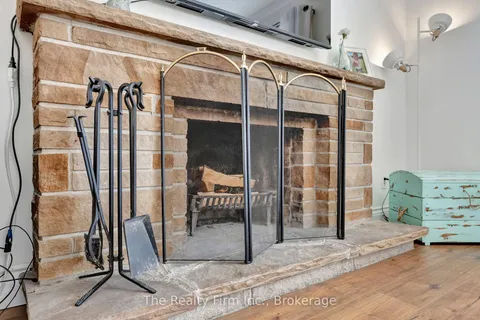 72 Clarke St, Woodstock, ON N4S 7M5