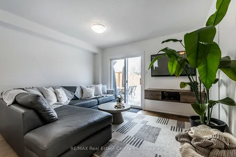 41 Milson Cres, Guelph, ON N1C 1G9