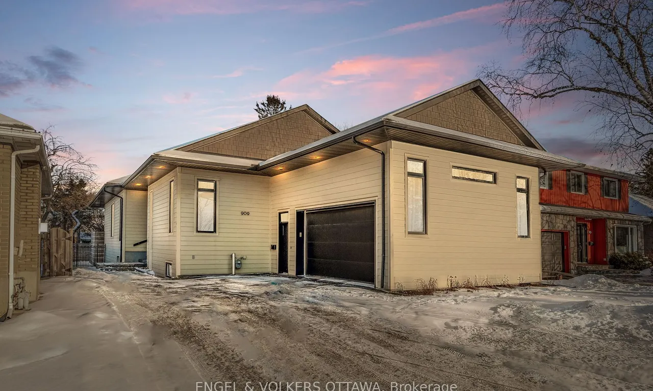 909 Mountainview Ave, Britannia Heights - Queensway Terrace N and Area, ON K2B 5G3