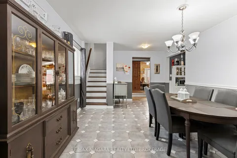 36 Battle St, Thorold, ON L2V 3W5