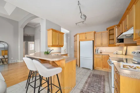 1649 Kirkpatrick Way, London, ON N6K 5A1
