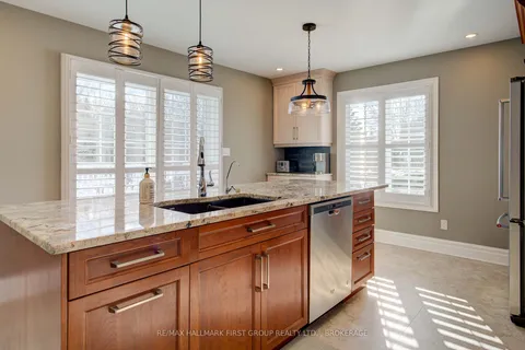 4479 ASHWOOD Dr, South Frontenac, ON K0H 2T0