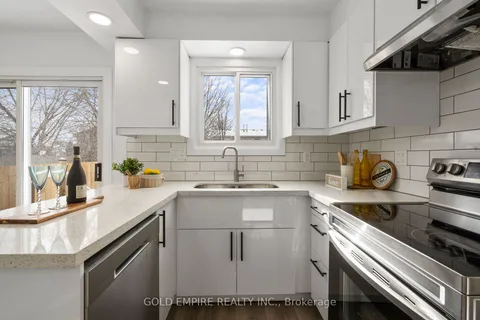 845 JALNA Blvd, London, ON N6E 2S2