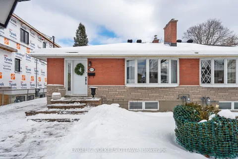 475 Edgeworth Ave, Woodroffe, ON K2B 5L2