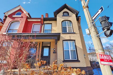 49 Wentworth St, Hamilton, ON L8L 5V3