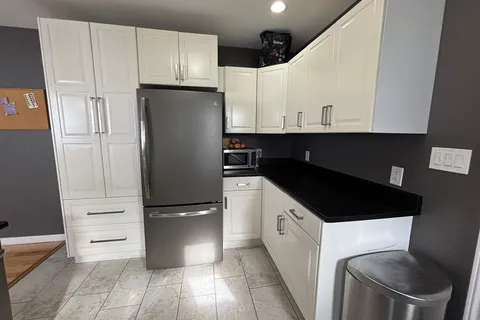668 Douglas St, North Bay, ON P1B 5N8