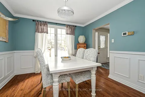 1881 Louisiana Ave, Alta Vista and Area, ON K1H 6T8