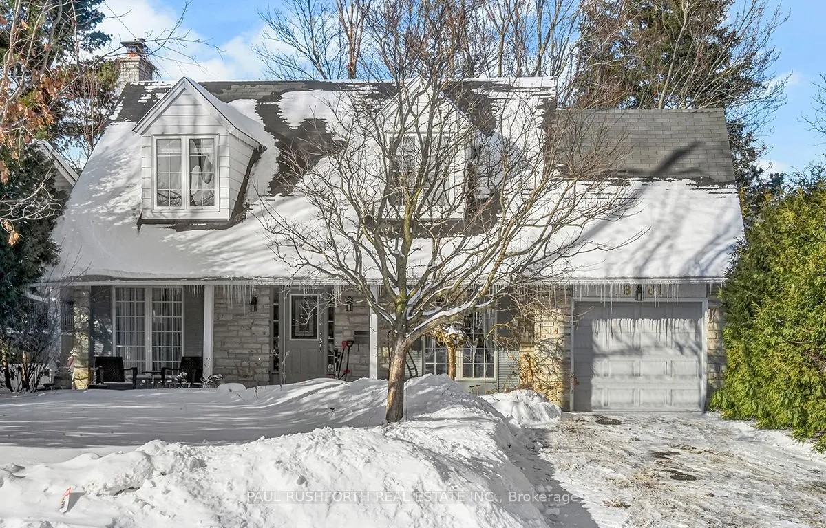 1881 Louisiana Ave, Alta Vista and Area, ON K1H 6T8