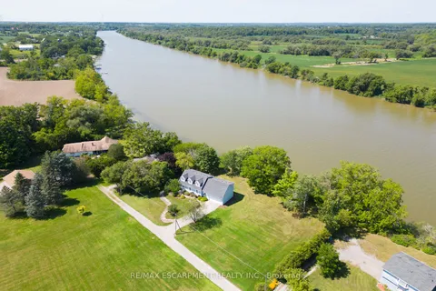 1042 River Road, Haldimand, ON N0A 1E0