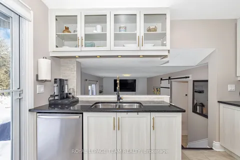 3 Trotting Way, Kanata, ON K2M 1B3