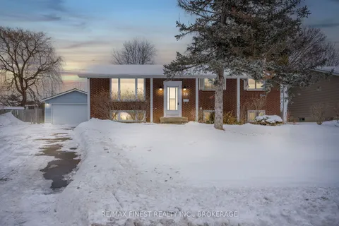 39 Bakers Lane, Loyalist, ON K7N 1L9