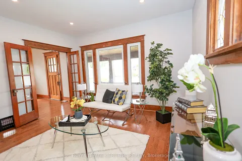 5810 Symmes Street, Niagara Falls, ON L2G 2G3