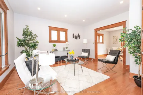 5810 Symmes Street, Niagara Falls, ON L2G 2G3