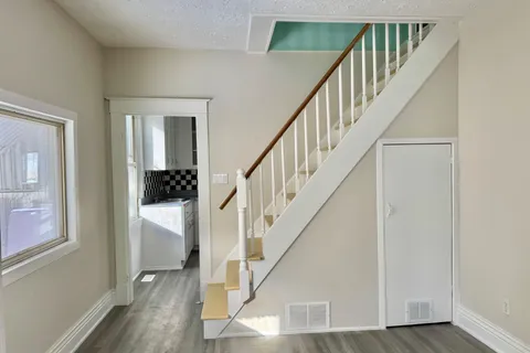 6269 Ash Street, Niagara Falls, ON L2G 2H4