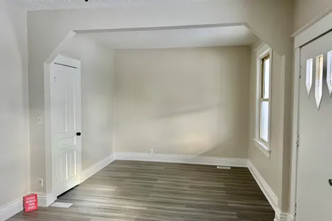 6269 Ash Street, Niagara Falls, ON L2G 2H4