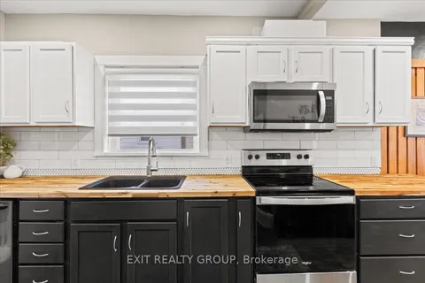 251 King St, Quinte West, ON K8V 3X2