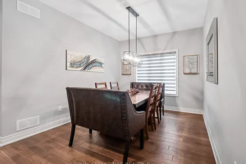 29 Julia Dr, Welland, ON L3C 0E7