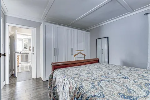 217 Vancouver St, London, ON N5W 4R9