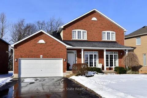 182 Valridge Drive, Hamilton, ON L9G 4Y4
