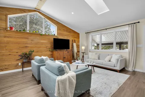 56518 Talbot Line, Tillsonburg, ON N4G 4G8