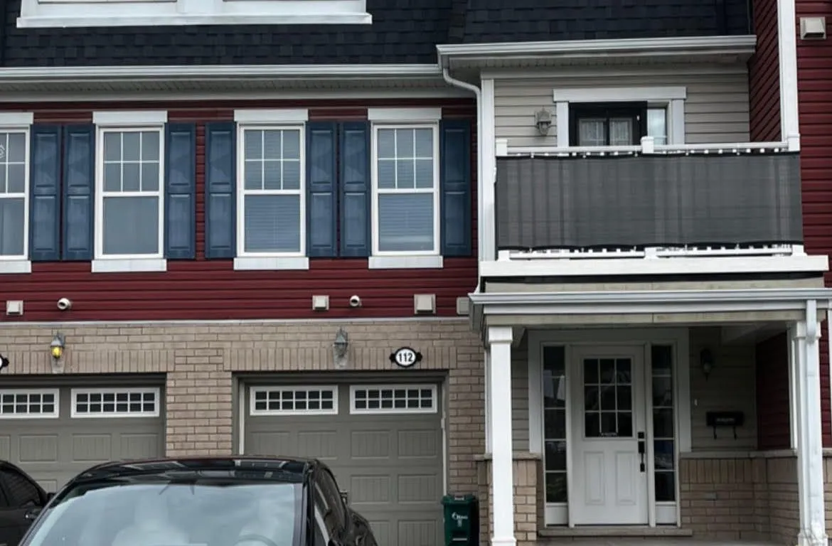 112 Pennant Ave, Barrhaven, ON K2J 5W6