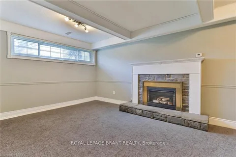 55 Ashgrove Ave, Brantford, ON N3R 6E3
