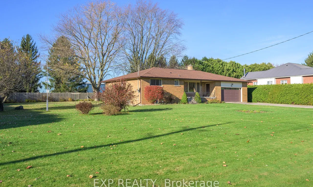 961 Crumlin Side Rd, London, ON N5V 1R6