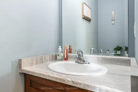 10 Brown Street, Stratford, ON N5A 0B8