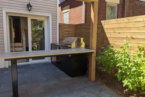 670 Queens Ave, London, ON N5W 3H1