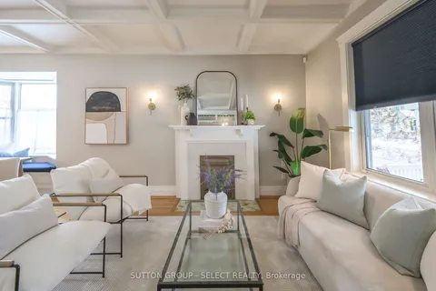 670 Queens Ave, London, ON N5W 3H1