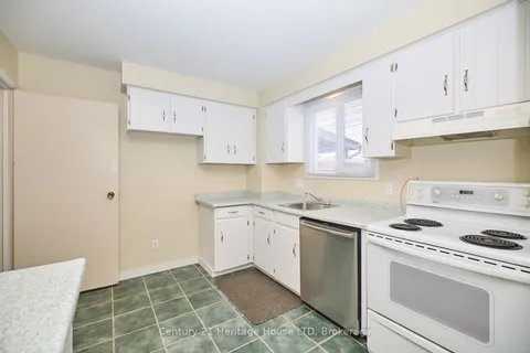 58 Manley Cres, Thorold, ON L2V 4K3