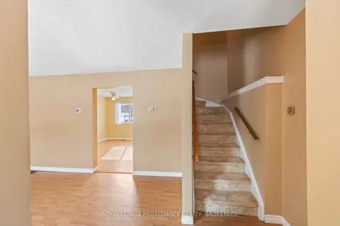 44 Abbey Dale Crt, Kingston, ON K7K 5W9