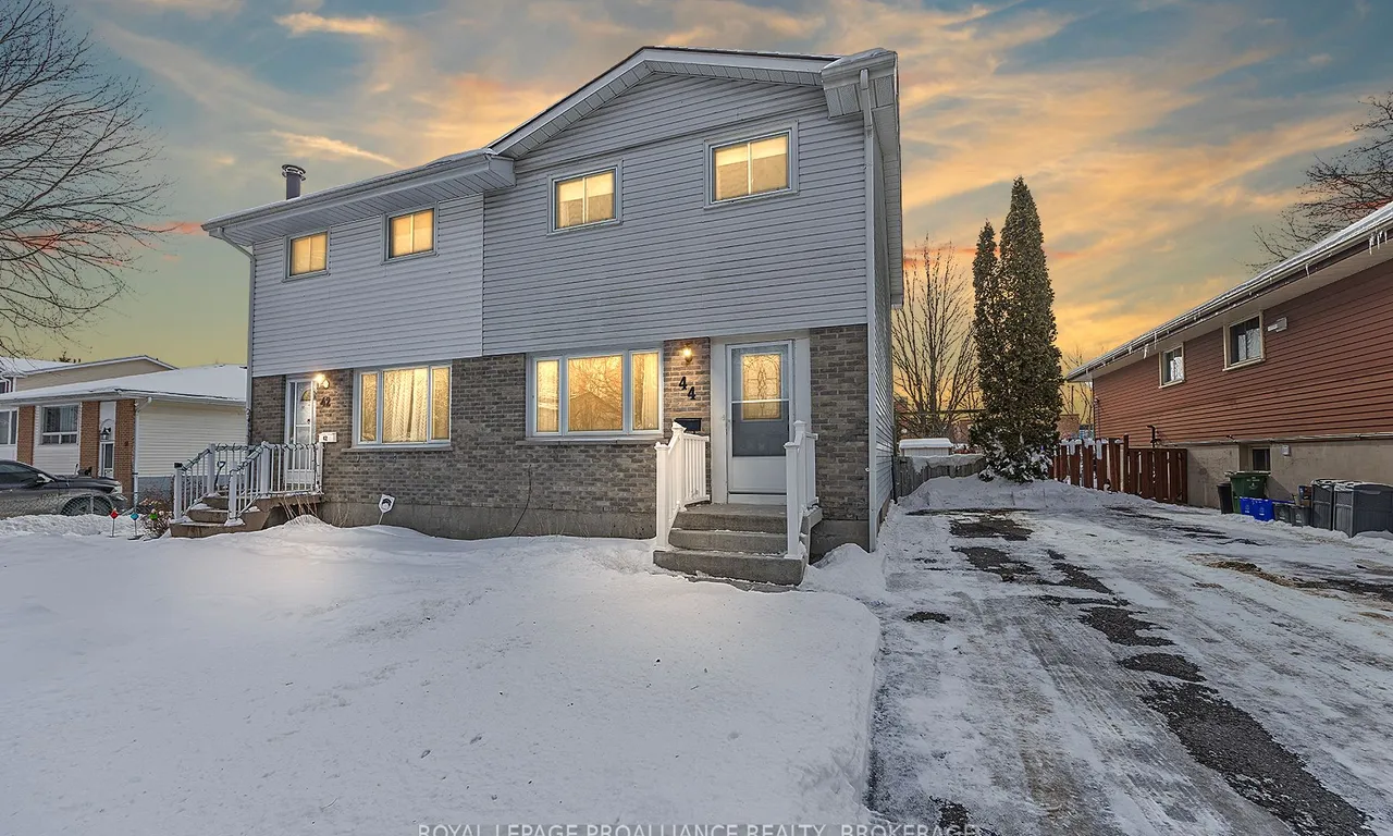 44 Abbey Dale Crt, Kingston, ON K7K 5W9