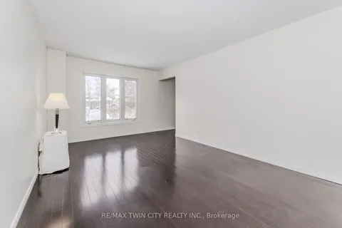 170 Cedar Crest St, Kitchener, ON N2N 2A9